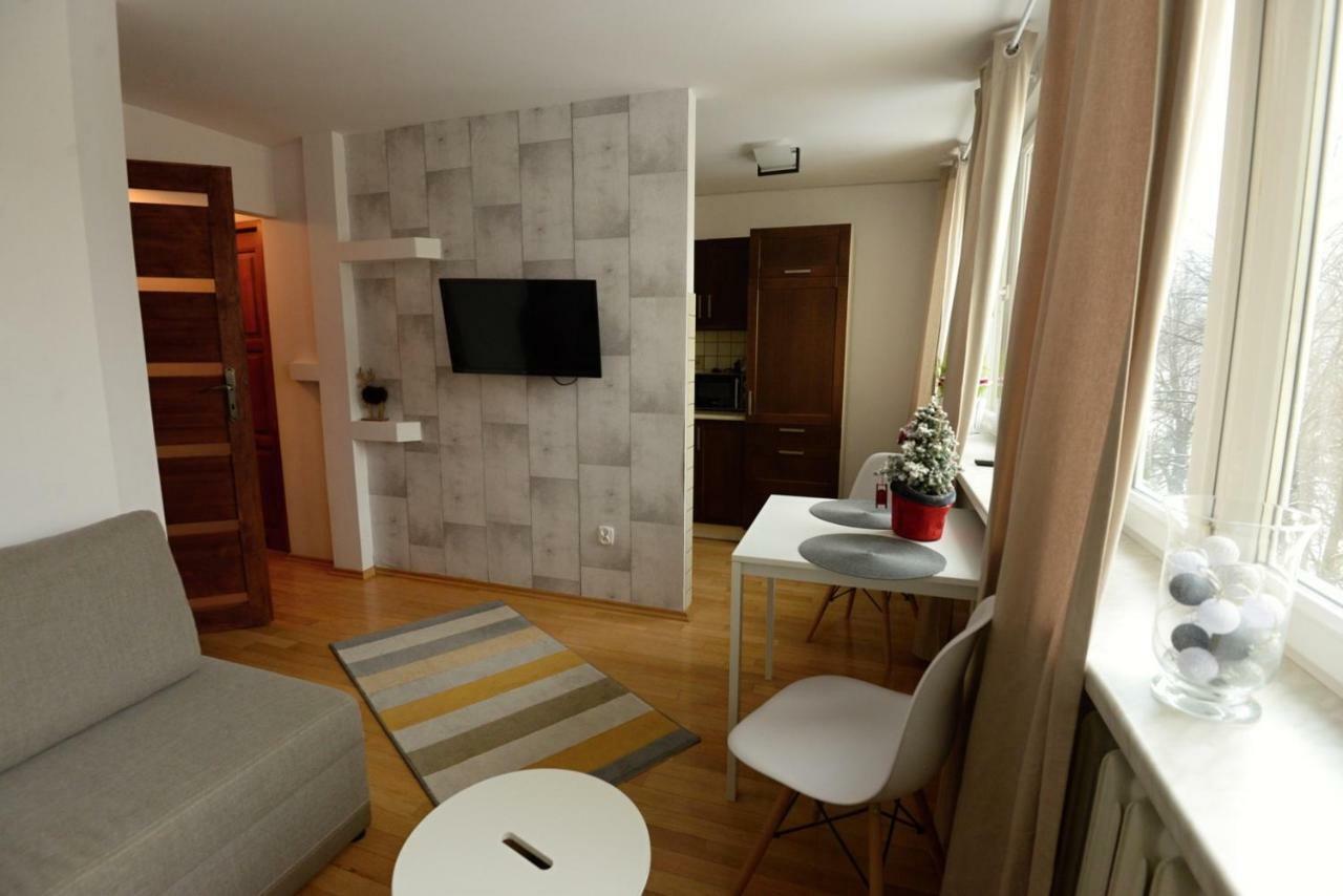 Apartament Columbus Apartment Ustrzyki Dolne Exterior photo